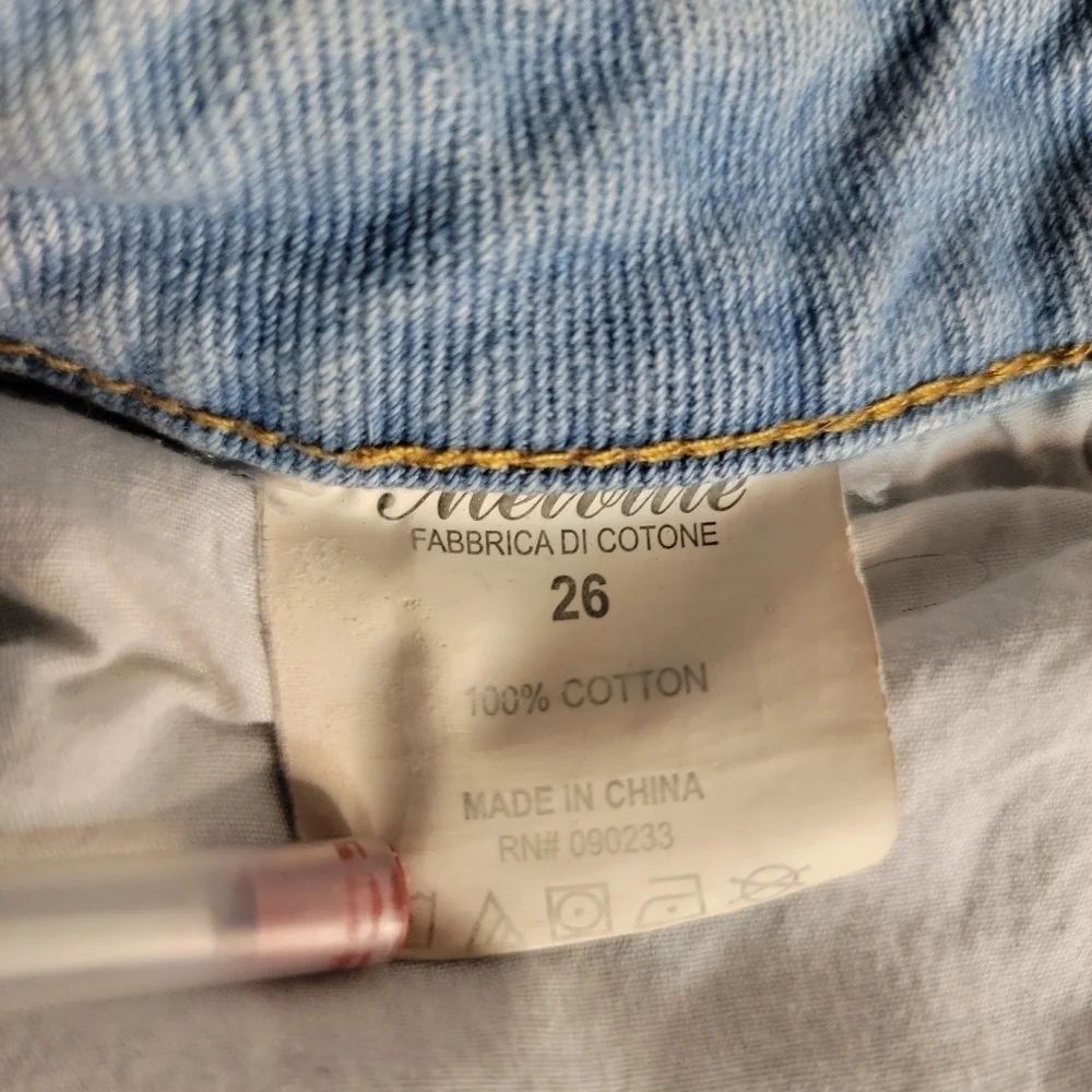 Brandy Melville Sz 26 Denim Shorts Distressed High Rise Button Fly